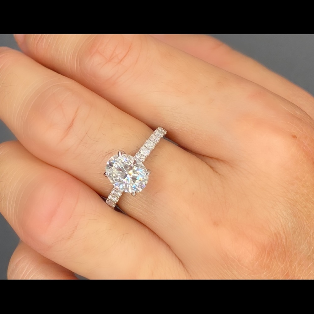 2.48ct moissanite ring with certificate